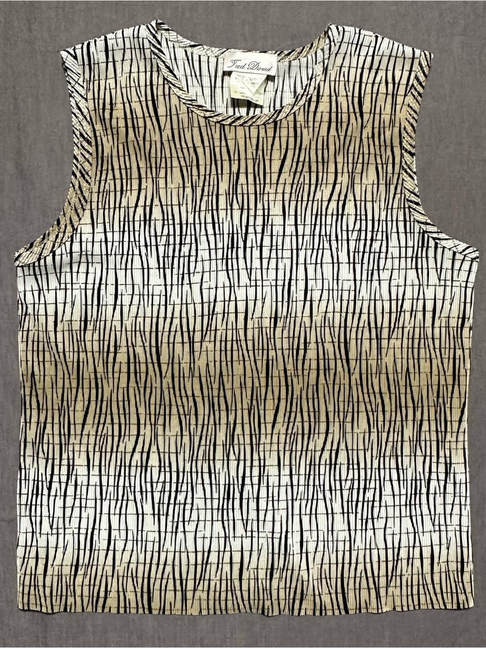 Fred David Vintage Accordion Pleat Poly Sleeveless Shell Top